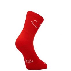 HAPPY MODE RED - SKARPETKI DO BIEGANIA ULTRALEKKIE. Czerwone skarpetki damskie SPORCKS, bez wzorów, z nylonu. Za 156.00 zł.