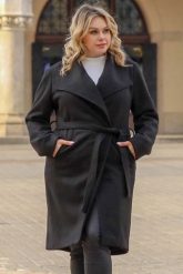 Płaszcz flauszowy na podszewce kopertowy wiązany KLARA czarny. Czarne płaszcze damskie KARKO, na jesień, plus size, bez wzorów, z elastanu, eleganckie, plus size. Za 258.50 zł.