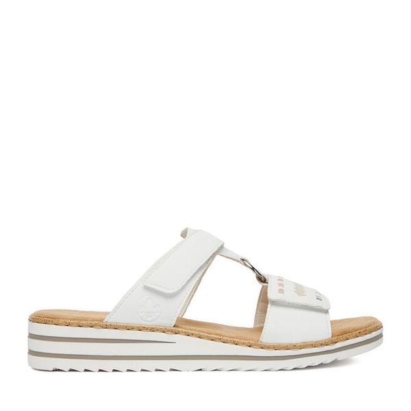 Klapki Rieker. Białe klapki damskie Rieker, bez wzorów, bez obcasa. Za 299.99 zł.