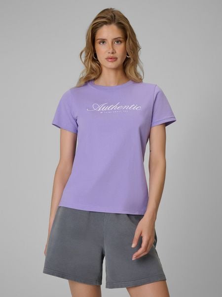 4F T-shirt regular z nadrukiem damski - fioletowy S. Fioletowe t-shirty damskie 4f, s, bez wzorów, z bawełny, bez kołnierzyka. Za 59.99 zł.