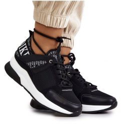 Vinceza Sportowe Buty Sneakersy Na Koturnie Czarne Lorey. Czarne buty sportowe na co dzień damskie bez wzorów, ze skóry. Za 262.40 zł.