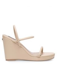 Nine West Sandały WFA2624-1 Beżowy. Brązowe sandały damskie Nine West, bez wzorów, z syntetyku, bez obcasa, na koturnie. Za 131.99 zł.