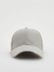 Czapka z daszkiem - jasnoturkusowy. Niebieskie czapki z daszkiem damskie Reserved, bez wzorów. W wyprzedaży za 39.99 zł.