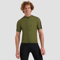 Koszulka rowerowa męska Rogelli Explore. Zielone t-shirty sportowe męskie Rogelli, m, bez ramiączek, rowerowe. W wyprzedaży za 156.00 zł.