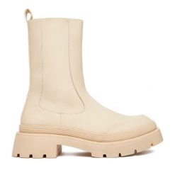 Botki DeeZee. Brązowe botki damskie DeeZee, bez obcasa, na płaskiej podeszwie, bez zapięcia. Za 219.99 zł.