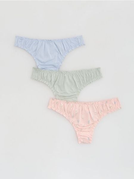 Majtki stringi 3 pack - wielobarwny. Stringi damskie Reserved, l, bez wzorów, z bawełny. Za 49.99 zł.