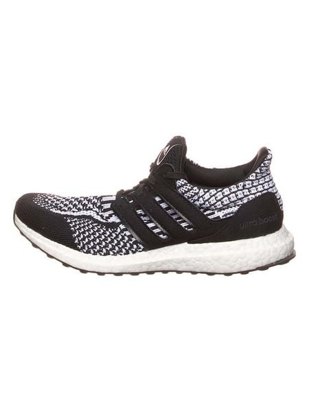 Adidas Buty "Ultraboost 5.0" w kolorze czarnym do biegania rozmiar: 38 2/3. Czarne obuwie do biegania damskie Adidas. Za 235.50 zł.