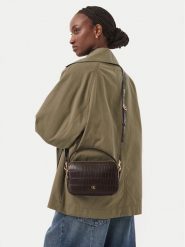 Calvin Klein Torebka Ck Croc Camera Bag LV04F3905G Brązowy ciemny. Brązowe torebki klasyczne damskie CALVIN KLEIN, bez wzorów, ze skóry, bez dodatków. Za 449.99 zł.