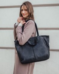 Duża torba shopper skórzana podwójne rączki - MARCO MAZZINI czarna. Czarne shopper bag damskie bez wzorów, ze skóry, duże, bez dodatków. Za 479.00 zł.
