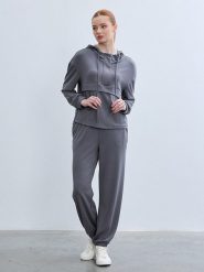 BGN Spodnie w kolorze szarym rozmiar: 40. Szare spodnie materiałowe damskie BGN, bez wzorów, z materiału. Za 108.99 zł.