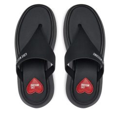 Japonki LOVE MOSCHINO. Czarne klapki damskie Love Moschino, bez wzorów, bez obcasa. Za 799.99 zł.