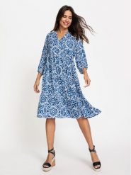 Olsen Sukienka letnia 13001755 Niebieski Regular Fit. Niebieskie sukienki damskie Olsen, na lato, bez wzorów, z wiskozy, bez kołnierzyka, bez ramiączek. Za 939.99 zł.