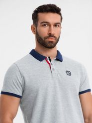 Męska koszulka polo z kolorowymi akcentami – szary melanż V1 - Rozmiar: L. Szare koszulki polo męskie Ombre Clothing, l, bez wzorów, z dzianiny, bez ramiączek. W wyprzedaży za 79.99 zł.