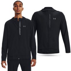 Kurtka sportowa męska Under Armour OutRun The Storm z kapturem. Czarne kurtki treningowe męskie Under Armour, m, bez wzorów. Za 314.99 zł.