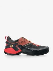 Buty GORE TEX Garmont 9.81 Onyx Gtx. Brązowe buty trekkingowe męskie Garmont, z gore-texu, bez zapięcia, trekkingowe, gore-tex. Za 812.50 zł.