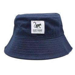 Czapka z daszkiem - 100% bawełna / dla dorosłych / bez sznurka (granatowa). Niebieskie czapki z daszkiem damskie SURF MONKEY, bez wzorów, z bawełny. Za 159.95 zł.