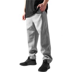 Spodnie Urban Classics basic. Szare szorty męskie Urban Classics, bez wzorów. Za 191.00 zł.