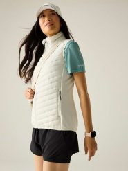 Regatta Kamizelka hybrydowa "Anderson" w kolorze kremowym rozmiar: 48. Brązowe kamizelki damskie Regatta. Za 119.68 zł.