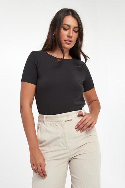 T-shirt damski Multib WEEKEND MAX MARA. T-shirty damskie Weekend Max Mara, xs, bez wzorów, bez kołnierzyka. Za 289.00 zł.