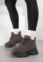 Brązowe Traperki Sneakersy Vices na Grubej Tłoczonej Platformie Typu Traperki Narrise. Brązowe trapery damskie Born2be, z jeansu, bez obcasa. Za 99.99 zł.