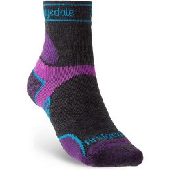 Skarpety biegowe Bridgedale Ultra Lt T2 Coolmax Sport 3/4. Zielone skarpetki damskie Bridgedale, bez wzorów. Za 84.99 zł.