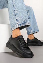 Czarne Sneakersy Tenisówki na Grubej Piankowej Podeszwie Elorila. Czarne trampki i tenisówki damskie Born2be, z aplikacjami, z jeansu. Za 59.99 zł.