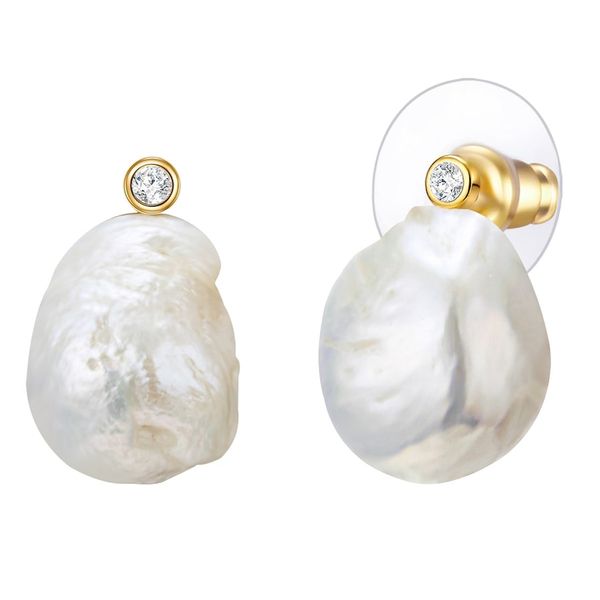 Lulu & Jane Kolczyki Stop metali Żółte złoto 1 ct Damski. Żółte kolczyki damskie Lulu & Jane, z perłą, pozłacane, na sztyftcie. Za 159.99 zł.