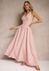 Różowa Rozkloszowana Sukienka Halter z Wiązaniem i Odkrytymi Plecami Senicce. Czerwone sukienki damskie Renee, na imprezę, m, bez wzorów, eleganckie, bez kołnierzyka, bez ramiączek, maxi, rozkloszowane. Za 139.99 zł.