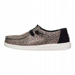 HEYDUDE Damskie Mokasyny Wendy Sparkle Animal. Brązowe mokasyny damskie Hey dude, z materiału. Za 249.00 zł.