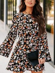 LA Angels Sukienka w kolorze czarnym rozmiar: XL. Czarne sukienki damskie LA Angels, xl, bez wzorów, bez kołnierzyka, bez ramiączek, mini. Za 130.99 zł.