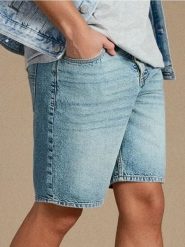 Szorty jeansowe loose - zielony. Zielone szorty męskie Sinsay, z jeansu, bez kołnierzyka. Za 49.99 zł.