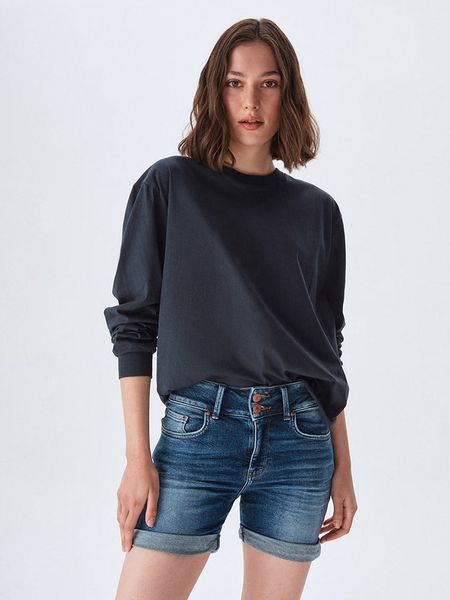 LTB Szorty dżinsowe "Becky X" w kolorze granatowym rozmiar: XS. Niebieskie szorty damskie LTB, z aplikacjami, ze skóry, klasyczne. Za 92.95 zł.