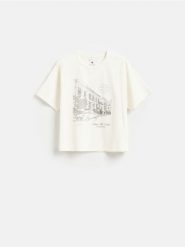Bawełniany t-shirt z nadrukiem - złamana biel. T-shirty damskie Reserved, l, bez wzorów, z bawełny, bez kołnierzyka. Za 59.99 zł.