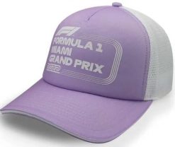 Pastelowa fioletowa czapka F1 Miami Grand Prix. Fioletowe czapki męskie Erima, bez wzorów, z materiału. Za 179.99 zł.