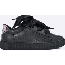 Marco Tozzi - Buty. Czarne buty sportowe na co dzień damskie Marco Tozzi, bez wzorów, z materiału. W wyprzedaży za 89.90 zł.