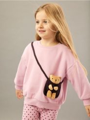Bluza z pluszakiem - jasnofioletowy. Fioletowe bluzy i bluzki niemowlęce Reserved, bez wzorów, z bawełny, bez ramiączek, bez kaptura. Za 59.99 zł.