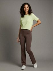 Legginsy flare - brązowy. Brązowe legginsy damskie Sinsay, l, bez wzorów. Za 29.99 zł.