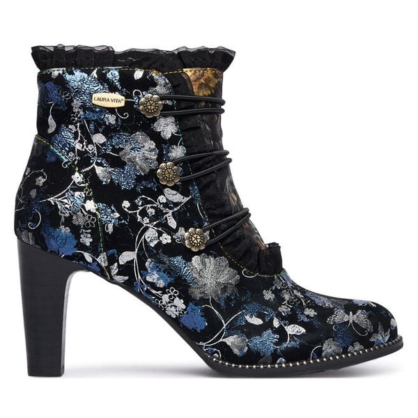 Botki Laura Vita. Niebieskie botki damskie Laura Vita, bez obcasa, na słupku, bez zapięcia. Za 339.99 zł.