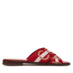 Klapki Coccinelle. Czerwone klapki damskie Coccinelle, bez wzorów, bez obcasa. Za 639.99 zł.