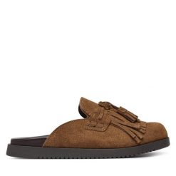 Klapki Steve Madden. Brązowe klapki damskie Steve Madden, bez wzorów, bez obcasa. Za 519.99 zł.