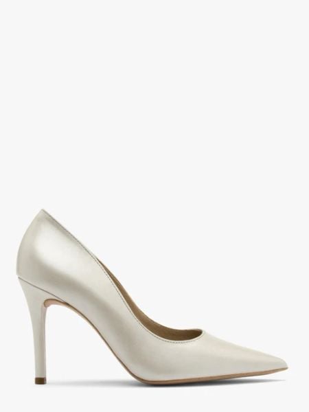 Perłowe czółenka na wysokim obcasie. Brązowe czółenka damskie Ryłko, bez wzorów, ze skóry, bez obcasa, na szpilce. W wyprzedaży za 329.99 zł.