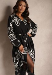 Czarna Koszulowa Sukienka z Wiskozą w Azteckie Wzory Averisa. Czarne sukienki damskie Renee, na wiosnę, l, bez wzorów, z jeansu, eleganckie, bez kołnierzyka, bez ramiączek, midi, koszulowe. W wyprzedaży za 119.99 zł.