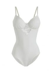 Body, średni stopień modelowania sylwetki. Białe body damskie bonprix, bez wzorów. Za 119.99 zł.