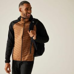 Kurtka męska hybrydowa Andreson. Brązowe kurtki męskie Regatta, m, bez wzorów, z puchu, sportowe, bez kaptura. W wyprzedaży za 99.99 zł.