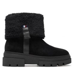 Botki Tommy Hilfiger. Czarne botki damskie Tommy Hilfiger, bez obcasa, na płaskiej podeszwie, bez zapięcia. Za 449.99 zł.