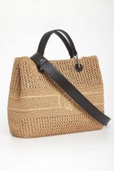 Torebka damska EMPORIO ARMANI. Torebki klasyczne damskie Emporio Armani, bez wzorów, bez dodatków. Za 2,799.00 zł.