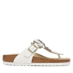 Japonki Birkenstock. Białe klapki damskie Birkenstock, bez wzorów, bez obcasa. Za 599.99 zł.