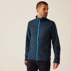 Męska kurtka softshell Ablaze z nadrukiem. Niebieskie kurtki męskie Regatta, m, bez wzorów, z softshellu, bez kaptura. Za 199.99 zł.