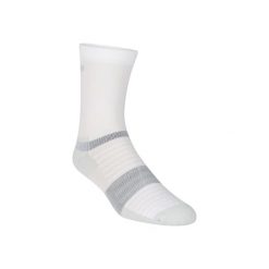 Skarpety do biegania Inov-8 Active High. Białe skarpetki damskie Inov-8, bez wzorów. Za 68.19 zł.