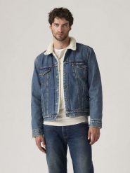 Levi's Kurtka dżinsowa w kolorze niebieskim rozmiar: L. Niebieskie kurtki męskie Levi's, l, bez wzorów, z bawełny, bez kaptura. Za 248.27 zł.